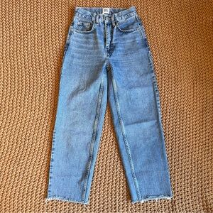 BDG High Rise Baggy w/ Raw Hem